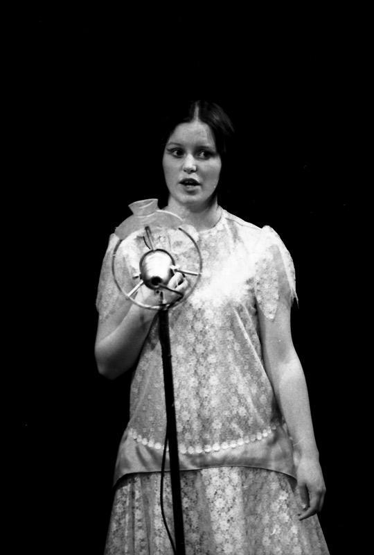 Singing in the Rain (2005) – Carmarthen and District Youth Opera